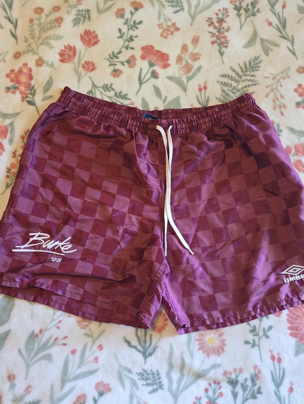 Vintage Umbro Soccer Shorts Large Purple Checkered Pockets Drawstring